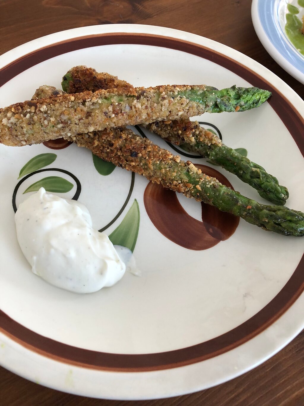 asperges panees aux noisettes