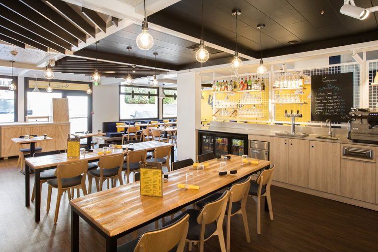 bar 2 768x512