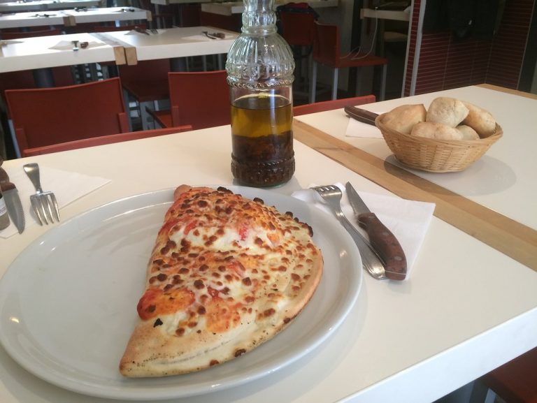 calzonne soufle au jambon 768x577