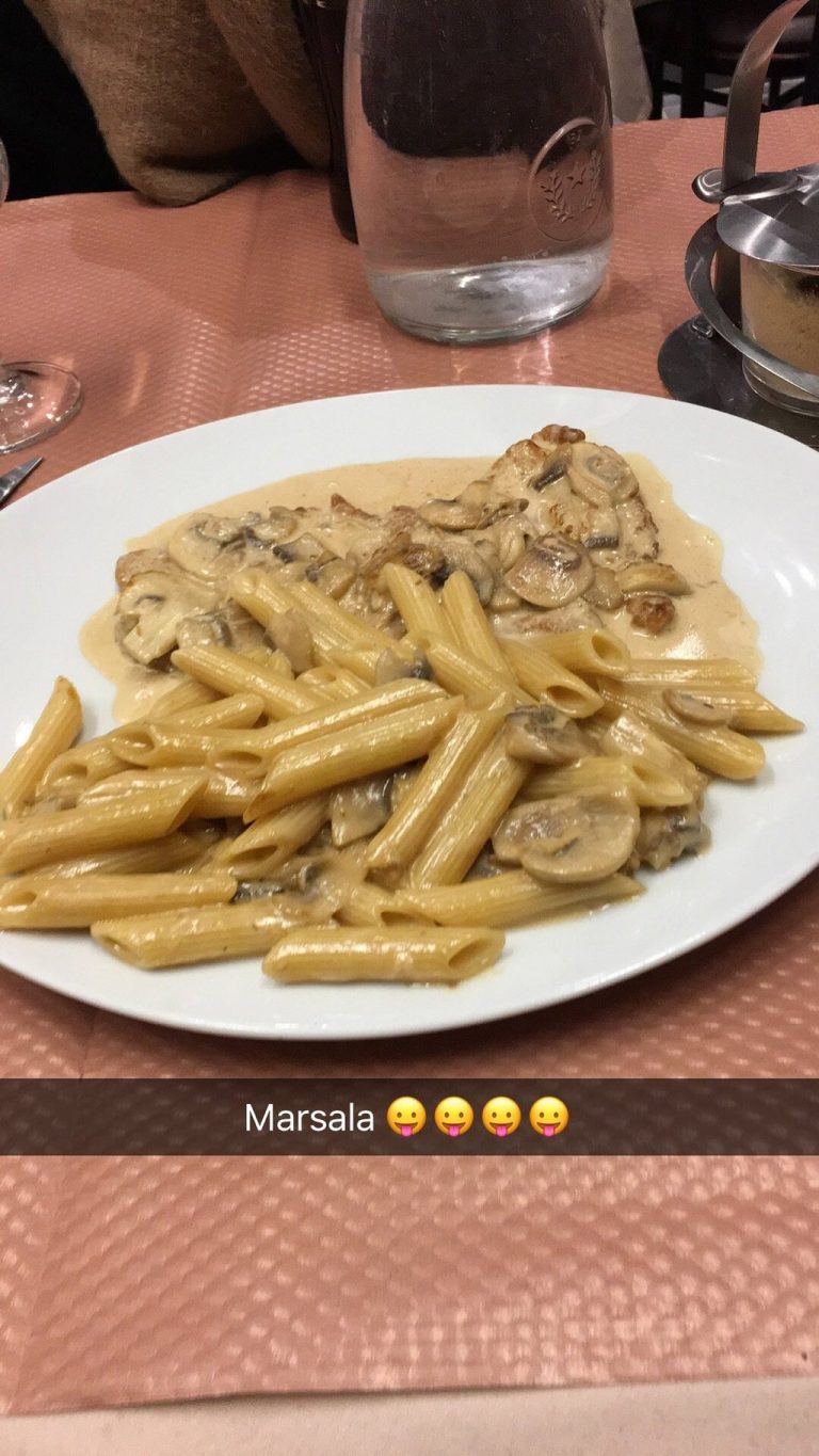 la cantina 768x1365