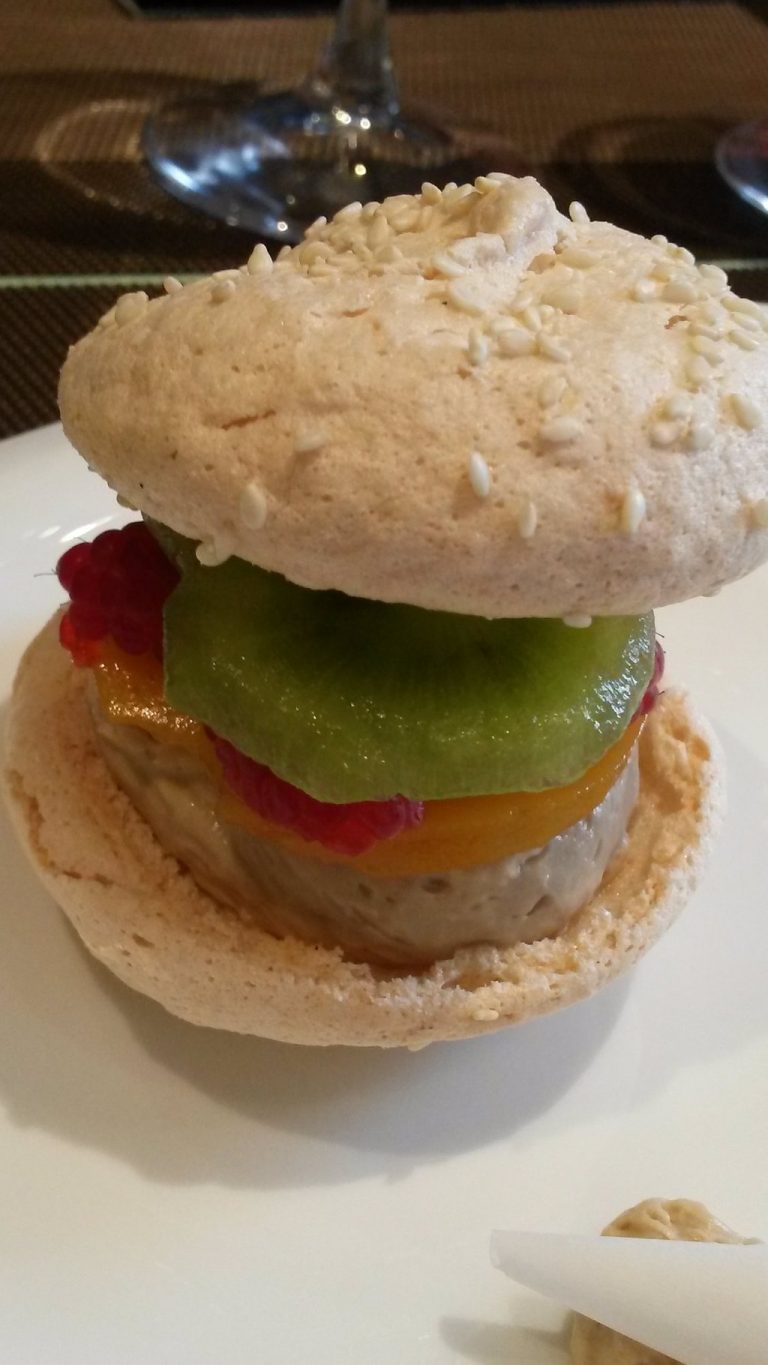 le dessert hamburger 768x1365