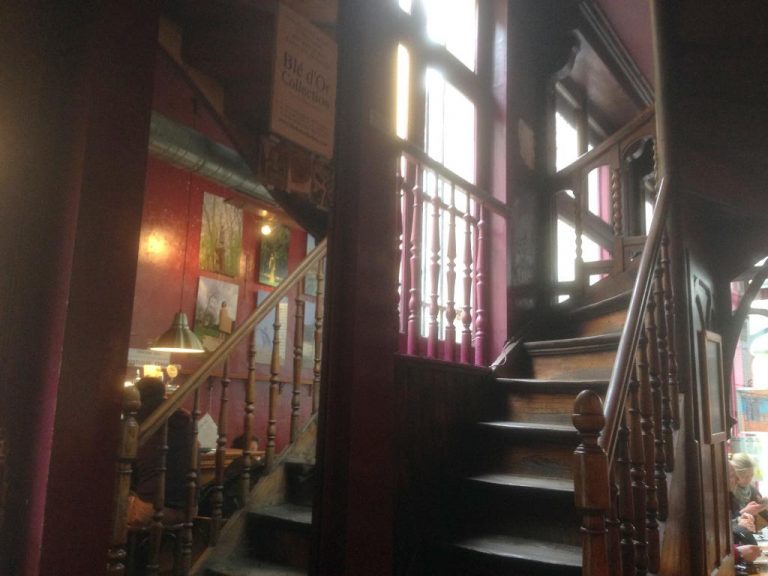 old stairway 768x576