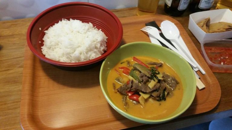 poulet mijote au curry 768x432