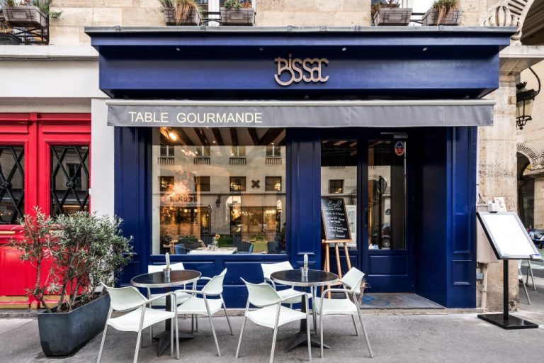 terrasse rue de la bourse 768x512