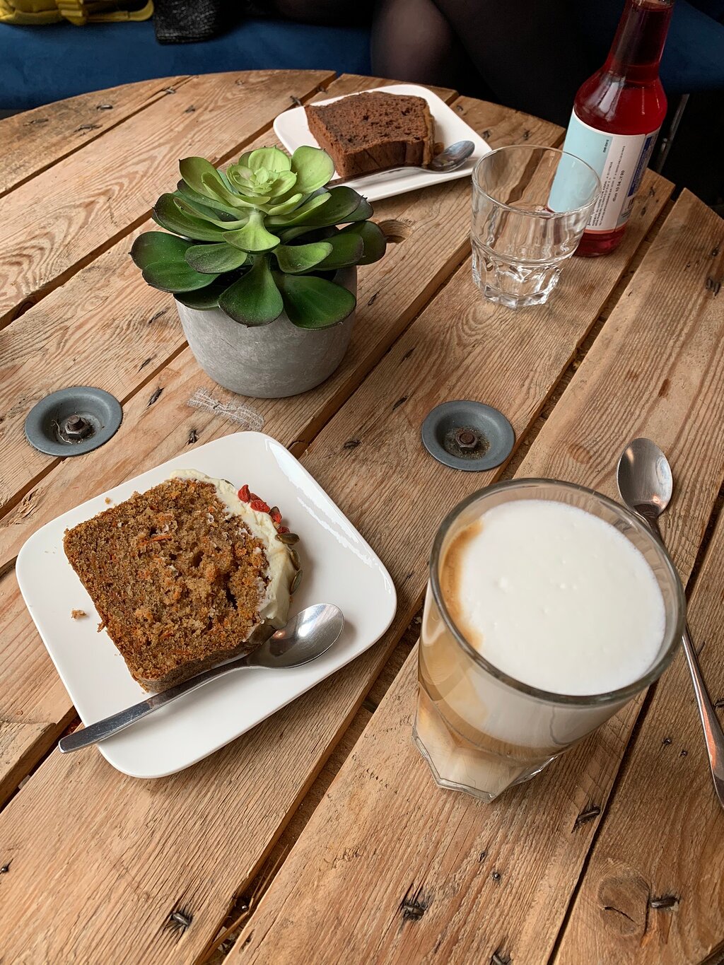 tres bon carrot cake