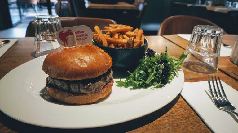 burger peau de vache 768x431