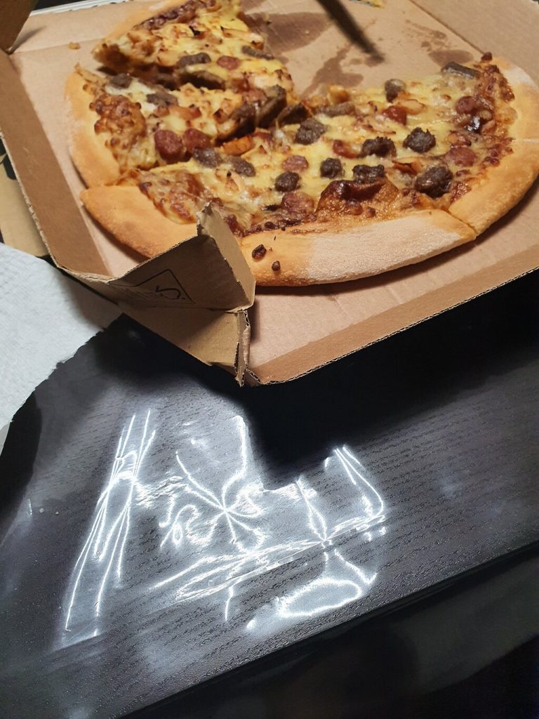 domino s pizza mouvaux 768x1024