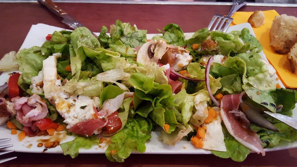 ensalada con queso de