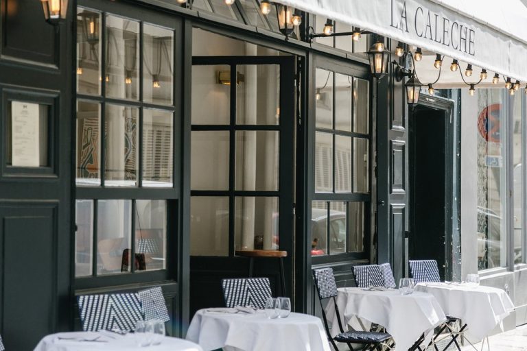 exterieur du restaurant 768x512