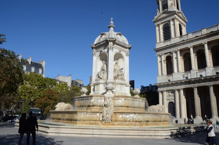 fountain 768x509