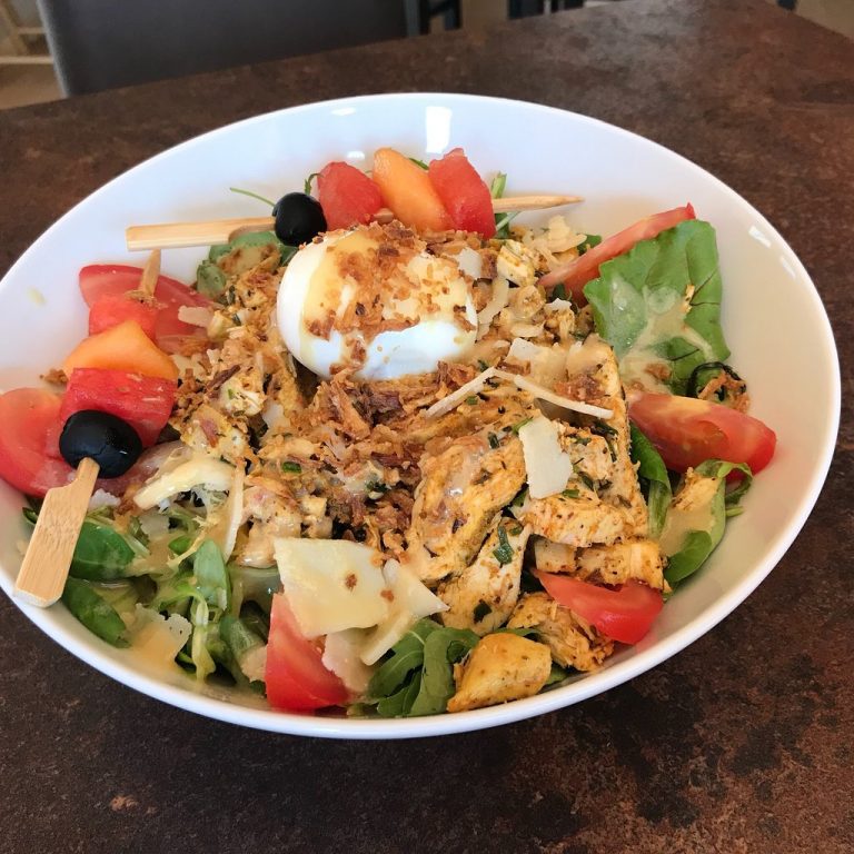hey hey restaurant 768x768
