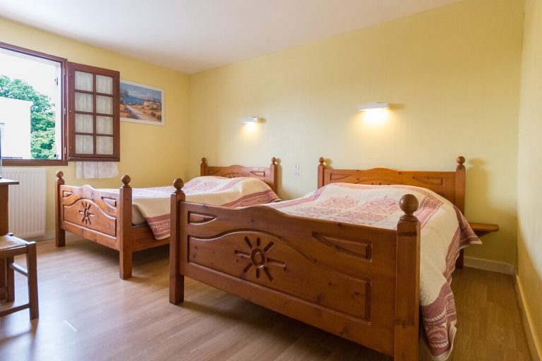 hotel 768x512