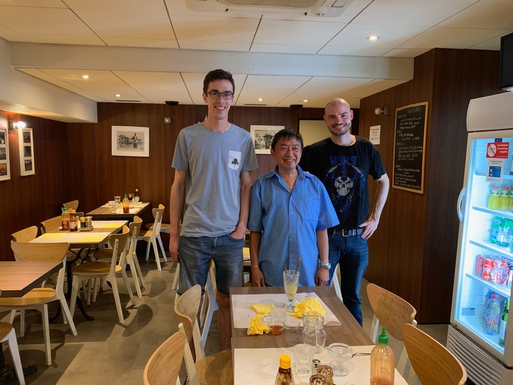 je me sens tout petit