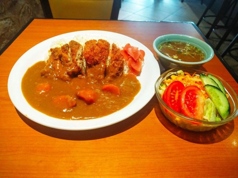 katsu curry set beignet 768x576