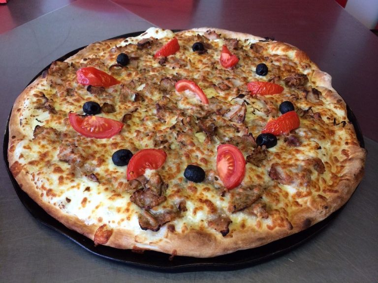 la pizza kebab 768x576