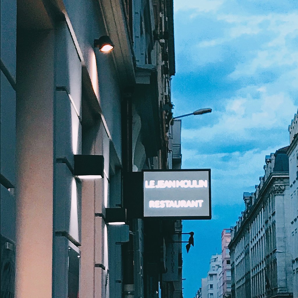 le jean moulin 45 rue