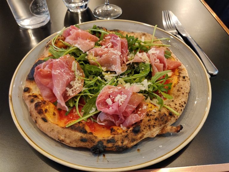 pizza jambon 768x576