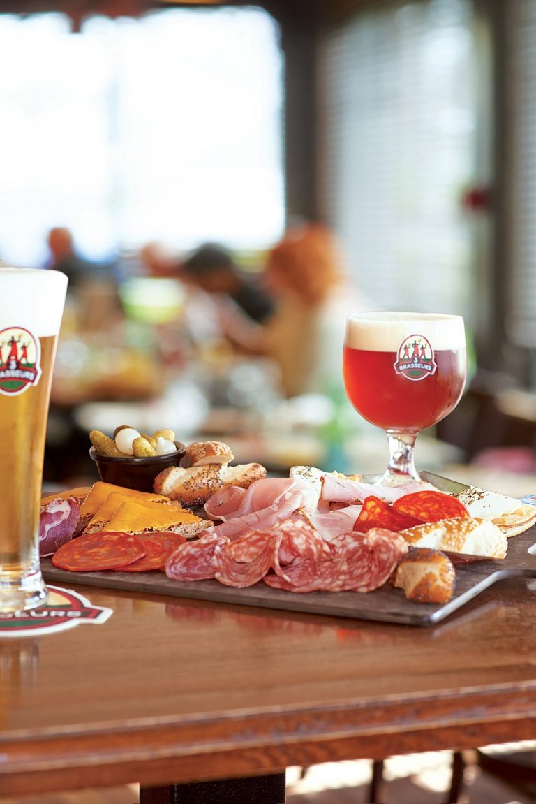 planche de charcuterie 768x1151