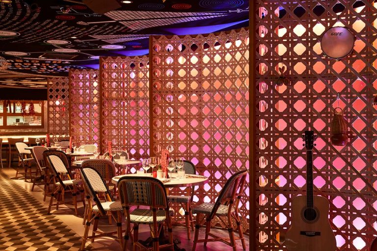 restaurant 2 768x512