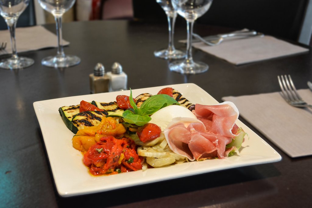 restaurant monteleone