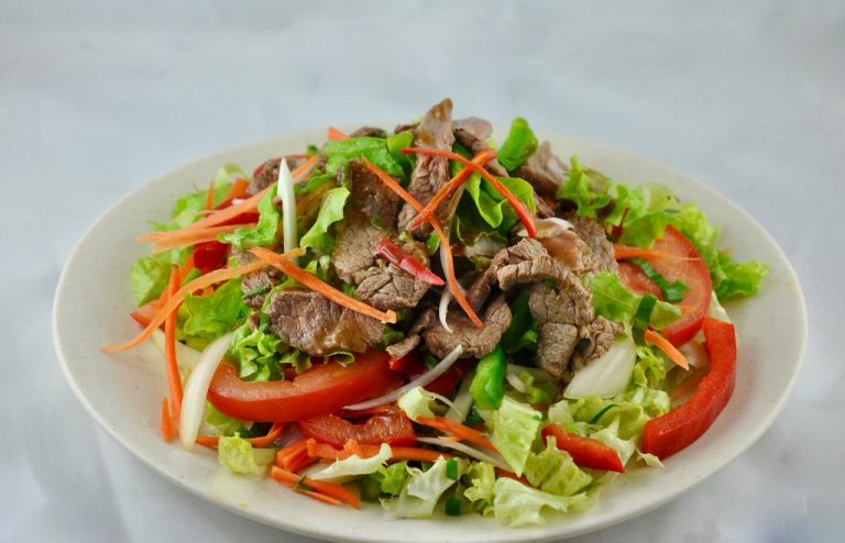 salade de boeuf thai 768x494