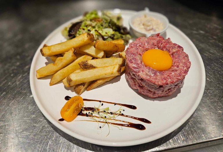steak tartare 180 grammes 768x524