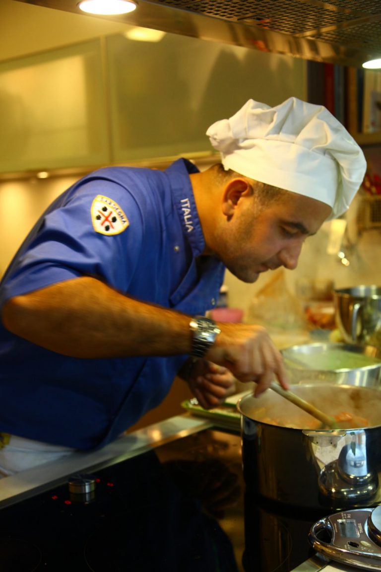 stefano le chef de pane 768x1152