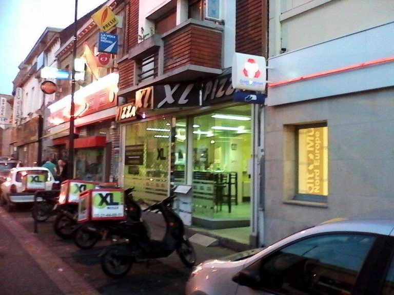 xl pizza 768x576