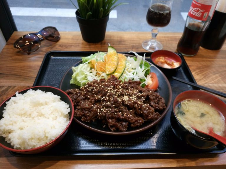 yakiniku set 14 50 768x576